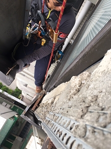 造型包板、石材拆除及修復