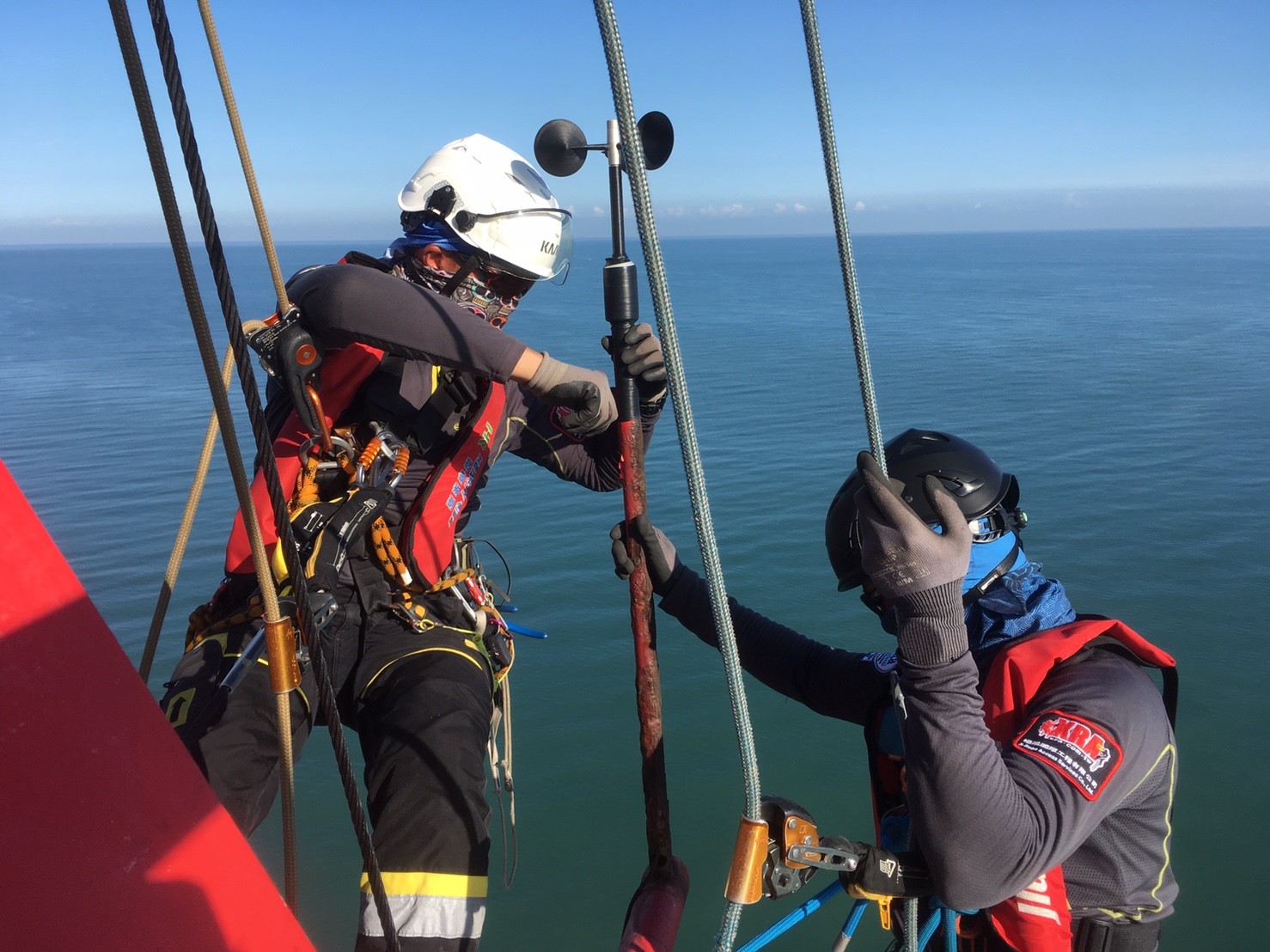 海上測風塔儀器安裝