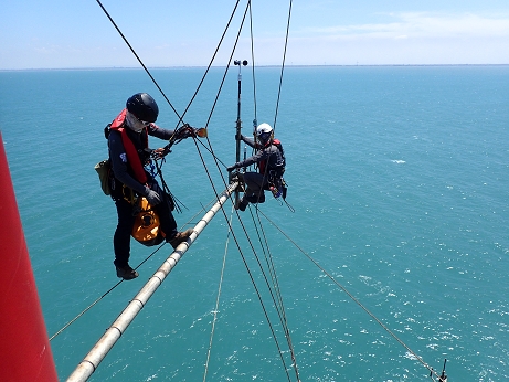 海上測風塔儀器安裝