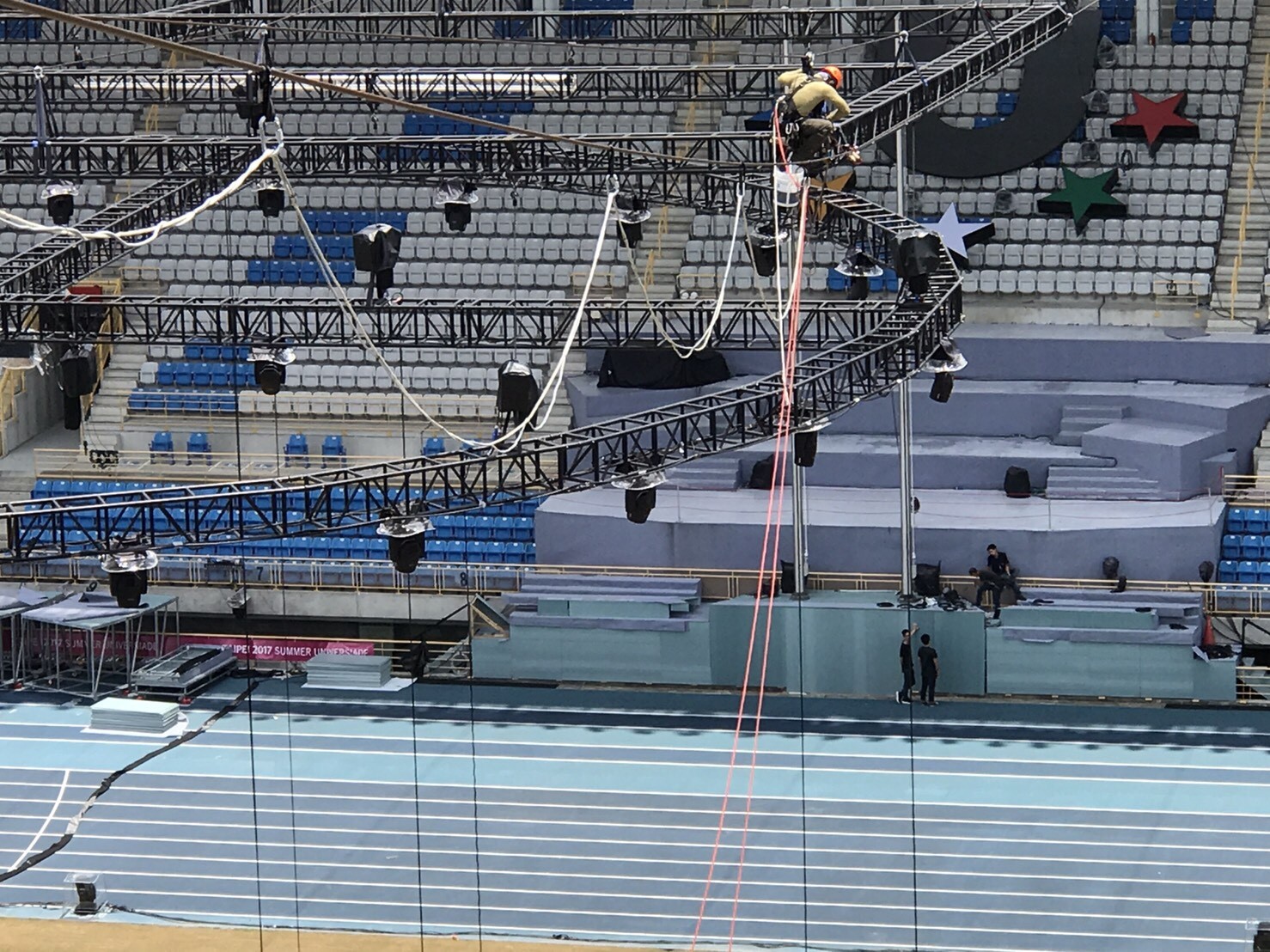 各類展演、舞台之高空協助