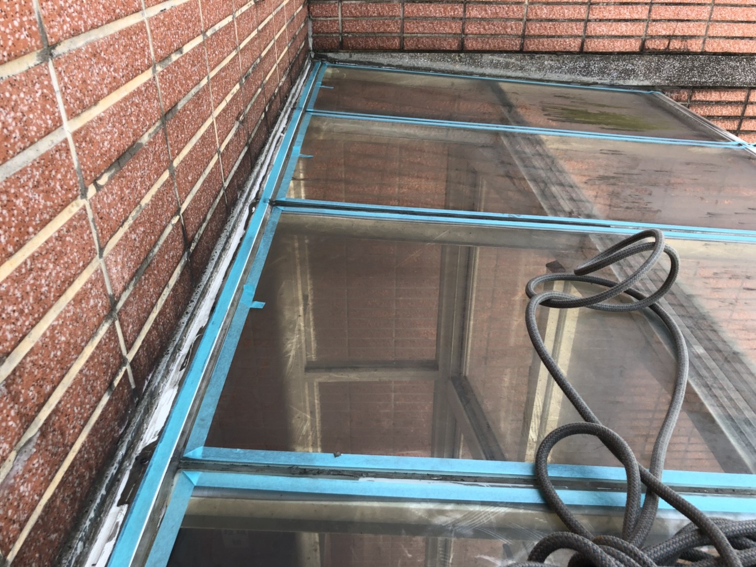 桃園大竹國小天溝清洗及雨遮防漏