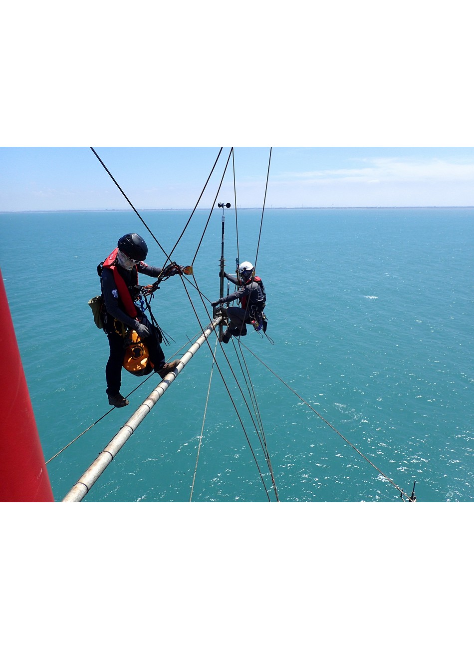 Offshore Met Mast Tower Devices Installation