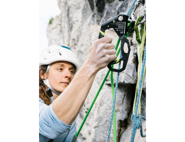 Hand Cruiser Right 3